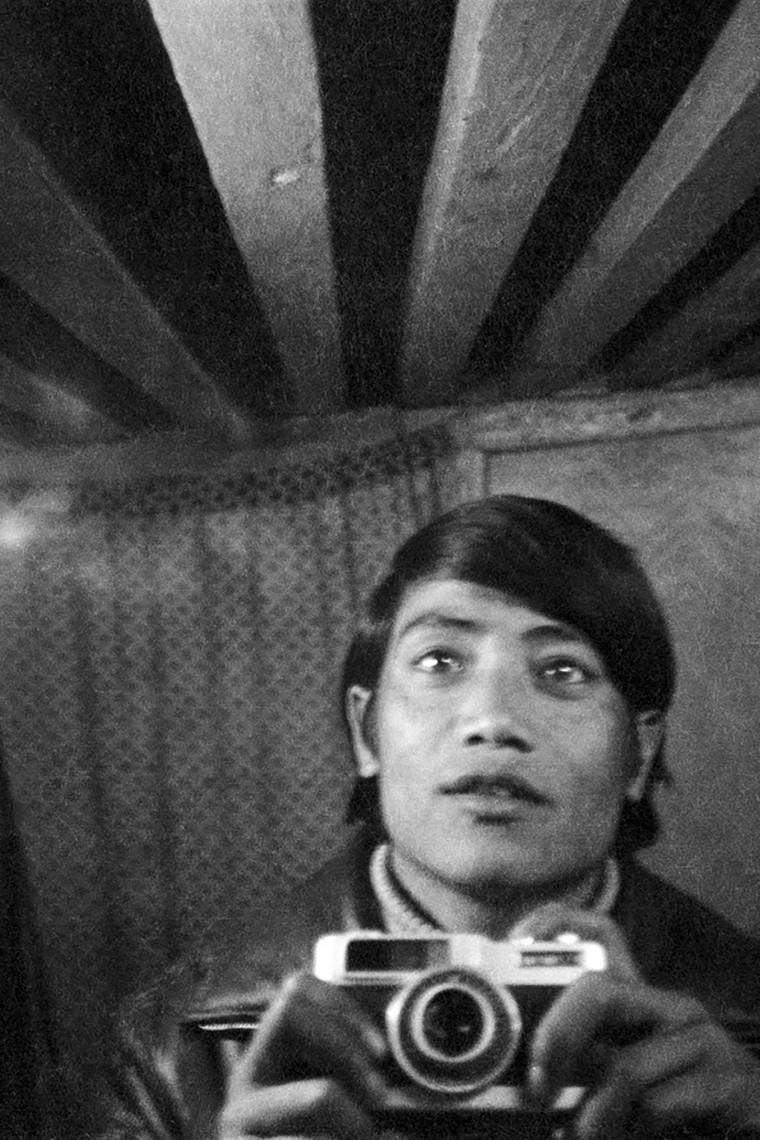 Zbirka Džudžu Bhaj Dhakva, Nepal Picture Library.