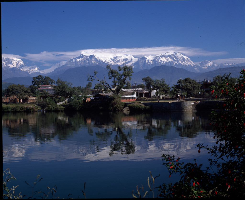 Zbirka Makunda Bahadur Šrestha, Nepal Picture Library.
