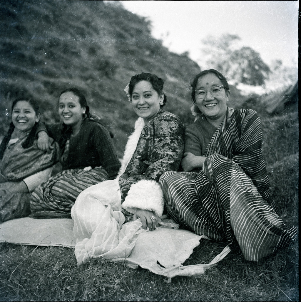 Zbirka Makunda Bahadur Šrestha, Nepal Picture Library.