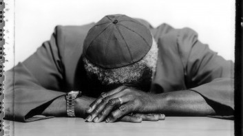 Jillian Edelstein: Archbishop Desmond Tutu, 2001.