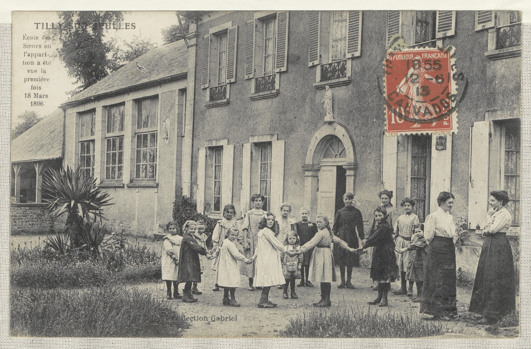 Slika 3. Tilly-sur-Seulles – Šola za nune, zbirka Gabriel, razglednica (prva in zadnja stran), okoli 1900, Francoska nacionalna knjižnica (BnF), Pariz.