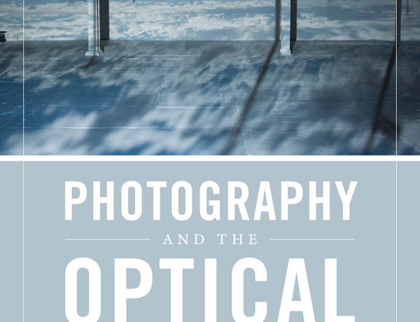 Shawn Michelle Smith in Sharon Sliwinski, urednici knjige Photography and the Optical Unconscious, 2017. NC: Duke University Press.