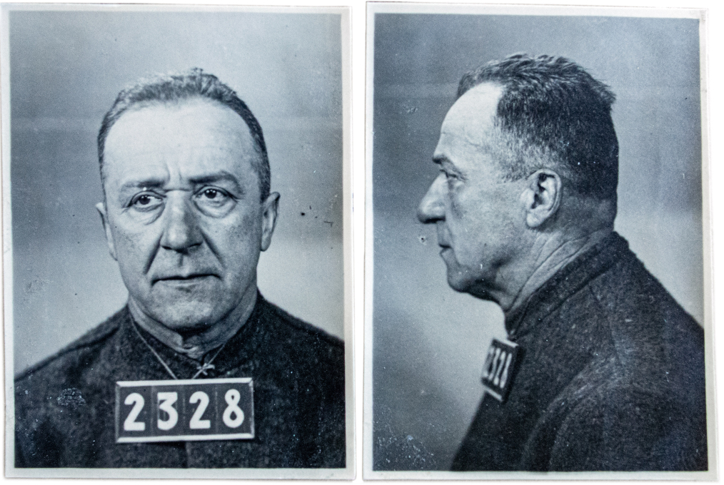 Novembra 1953 je Krajská prokuratúra (okrožno tožilstvo) v Nitri na Češkoslovaškem Stjepana Antešića obsodila na 12 let zapora kot vohuna tuje sile. Fotografija iz Narodnega arhiva v Pragi.